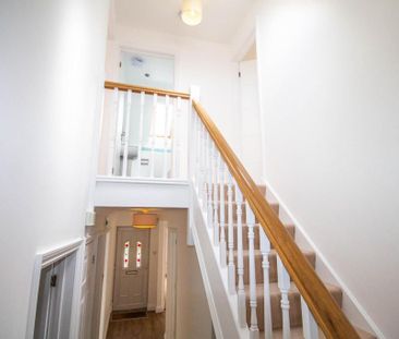 4 bedroom detached house to rent - Photo 3