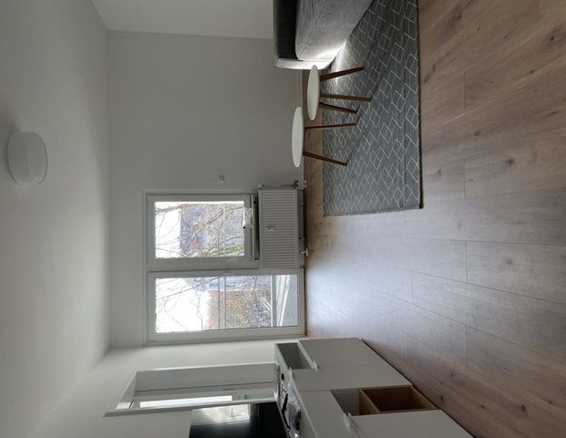 Möblierte 2-Zimmer-Dachgeschosswohnung in Bestlage mit Balkon - Foto 1