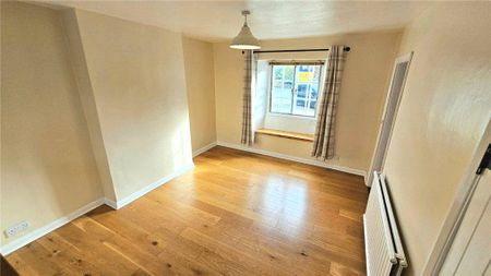 3 bedroom terraced house to rent - Photo 2