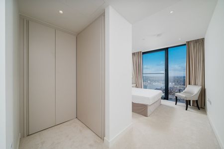 3 Bed Flat, Hampton Tower, E14 - Photo 2