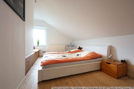 Möblierte Maisonettewohnung mit 4 Schlafzimmer in Weddingstedt/Heide - Befristet bis zu 2 Jahre! - Foto 5