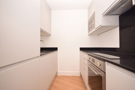 1 bedroom apartment to rent - Photo 2