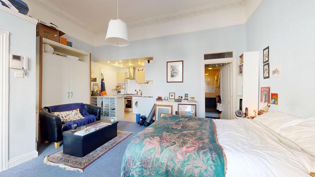 studio property to let - Photo 1