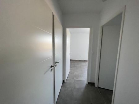 APPARTEMENT T3 66M - Photo 5