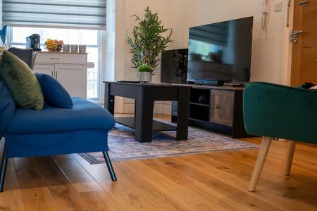 East Street - Photo 2