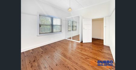 BEAUTIFUL HOME IN CENTRAL - Photo 3