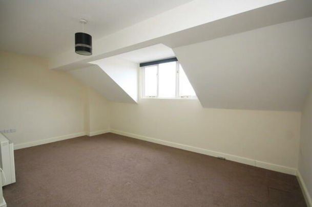 2 bedroom property to rent - Photo 1