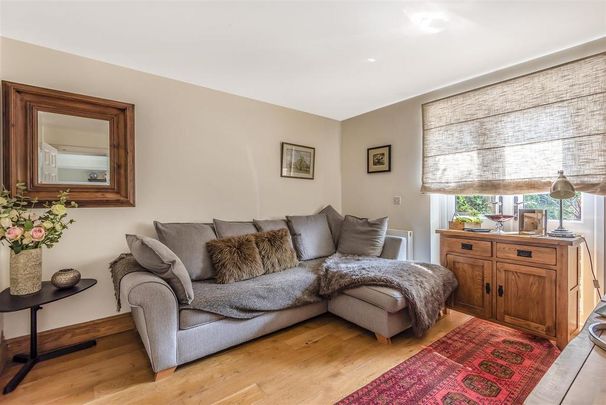 4 bedroom house to rent - Photo 1