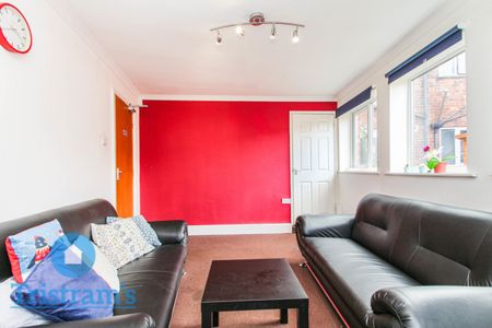 1 bed Shared House for Rent - Photo 3