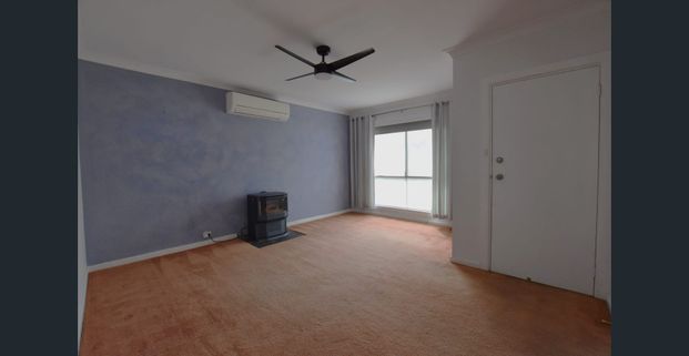 RENTERS WANTED... - Photo 1