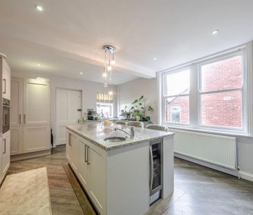 5 bedroom semi-detached house to rent - Photo 5