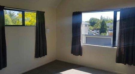 Two Bedroom Apartment in the Central City - Photo 2