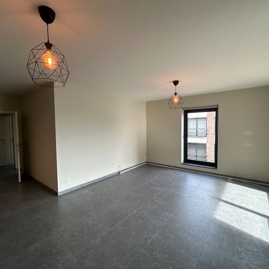 Appartement te huur in Lommel voor € 950 met 2 slaapkamers - Photo 1
