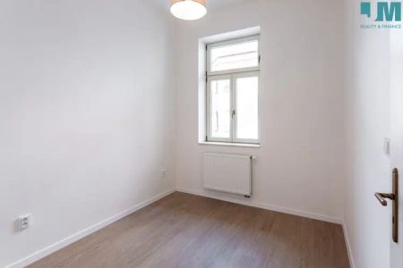 Pronájem byty 2+kk, 29 m - Fotografie 2