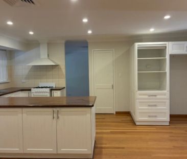 It's a Beauty. - Photo 6