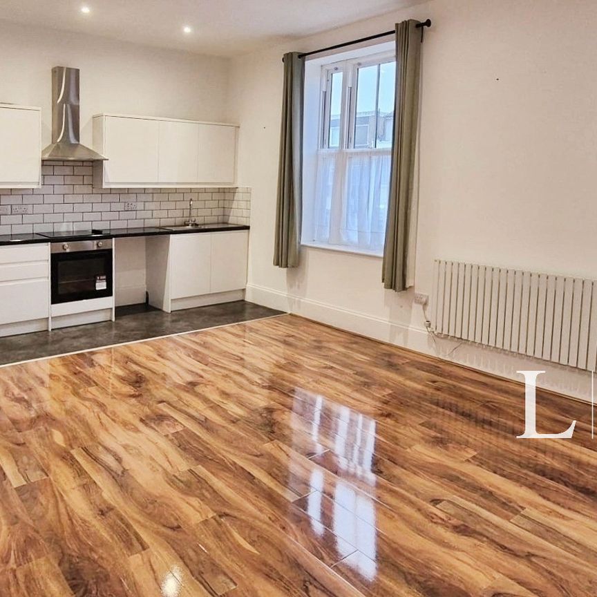 2 bedroom apartment to rent Regent House, Regent Road, Lowestoft, NR32 - Photo 1