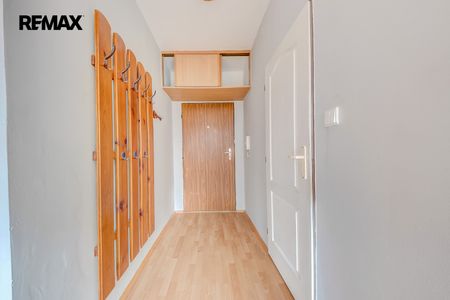 Pronájem bytu 1+kk v osobním vlastnictví 35 m², Praha 8 - Bohnice - Fotografie 4