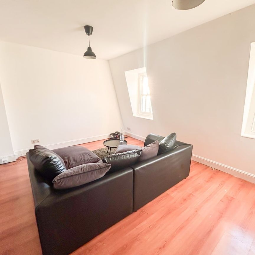 1 Bed Flat, Camden Road, NW1 - Photo 1