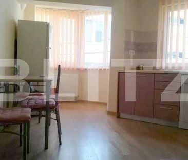 De inchiriat in zona Campului, 2 camere decomandate, 50 mp, recent renovat, mobilat modern! - Photo 2