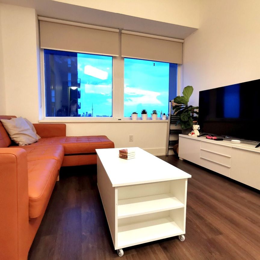 For Lease - 111 St Clair Avenue Unit# 1608, Toronto, Ontario - Photo 1