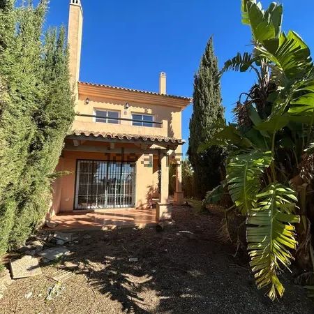 Alquiler de chalet pareado en CL Tramontana De Riviera, 25 - Photo 1