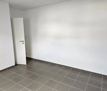 Moderne Dachgeschosswohnung in ruhiger Lage - Foto 1