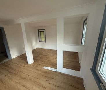 S-Wangen: Großzügige 4-Zi.-Whg. * 96 qm Wfl. * TL-Bad * gute Lage *... - Photo 1