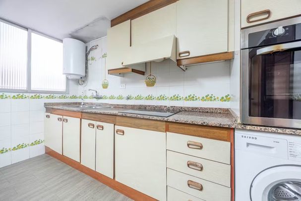 Carrer de Roís de Corella, Valencia, Valencian Community 46007 - Photo 1