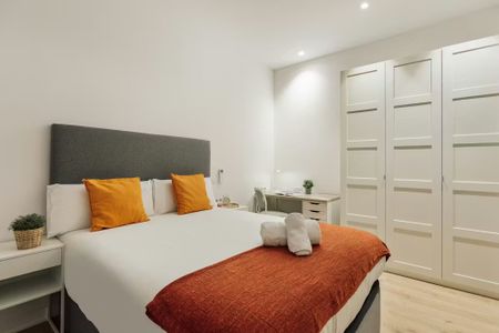 Carrer de Balmes, Barcelona, Catalonia 08007 - Foto 2