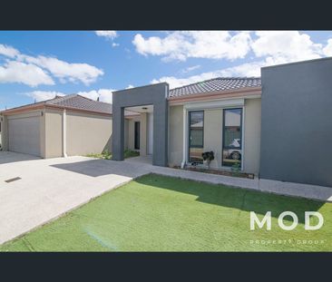 28 Windarra Way, Armadale, WA 6112 - Photo 5