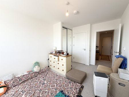 2 Bedroom Apartment To Let - Photo 3