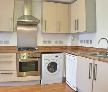 2 bedroom flat to rent - Photo 6