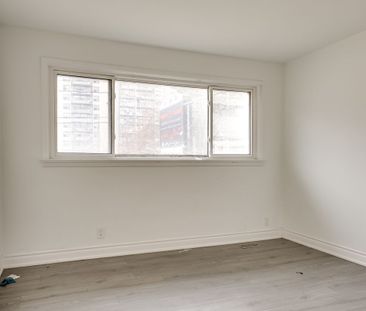 For Lease - 240 Markham Road Unit# Main Floor, Toronto, Ontario - Photo 3