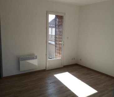 Location Appartement 3 pièces 49m² DOUAI 59500 - Photo 2