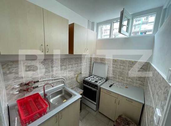 Apartament de 1 camera, 30mp, semidecomandat, zona Bucegi - Photo 1