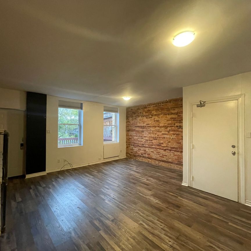 For Lease - 600 Bloor Street Unit# 3, Toronto, Ontario - Photo 1