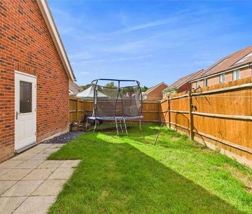 Jade Way, Crawley, West Sussex, RH10 - Photo 1