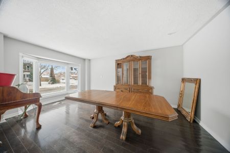 For Lease - 36 Woodbury Court, Brampton, Ontario - Photo 3