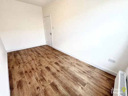 Robert street, Ynysbwl - Photo 5