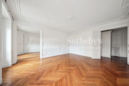 Appartement à louer à Paris 8Ème - Photo 4