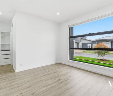 Spacious Family Living in Prime Mickleham Location - Photo 2