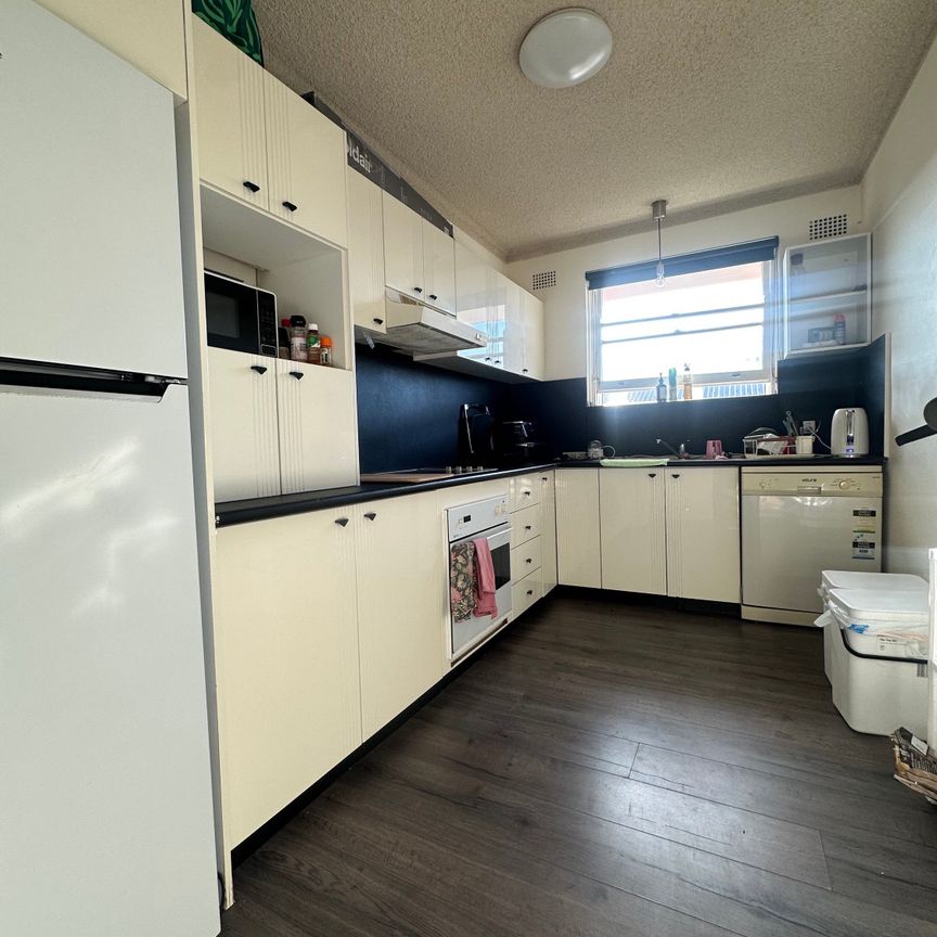 Marrickville - Photo 1