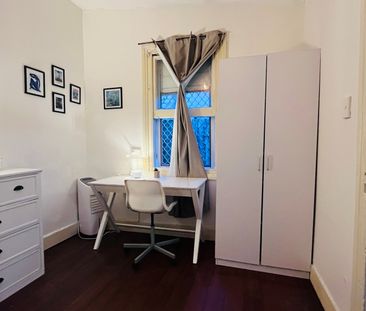 Bondi Junction - Photo 1