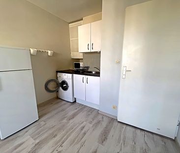 Location Appartement 2 pièces 27m² - Photo 5