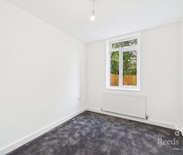 5 bedroom end of terrace house to rent - Photo 5