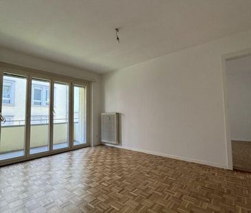Charmante Altbauwohnung in Luzern - Photo 2