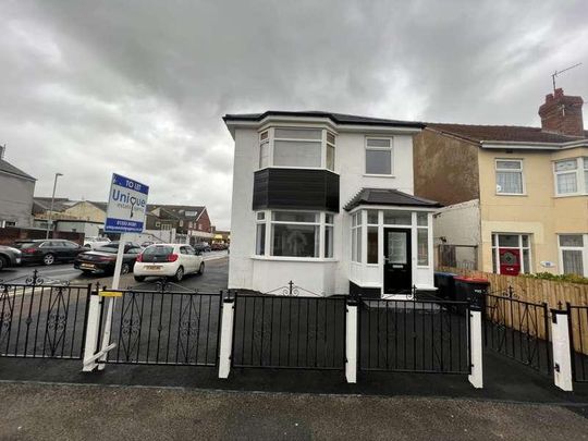 Coronation Road, Thornton-cleveleys, FY5 - Photo 1