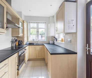 5 bedroom townhouse to rent - Photo 3