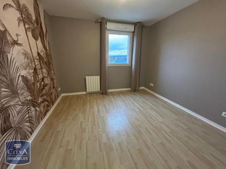 Location Appartement 2 pièces 47m² ST AUBIN LES ELBEUF 76410 - Photo 3