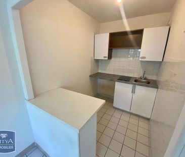 Location Appartement 1 pièce 30m² TOULON 83000 - Photo 3